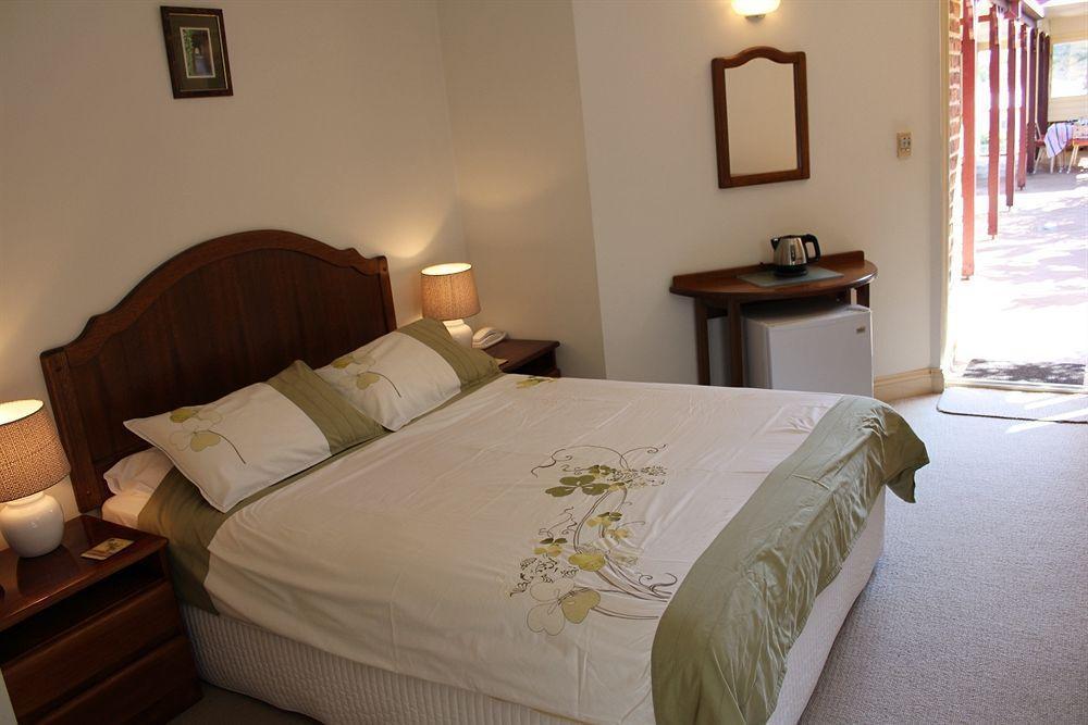Ruskin House Guest house 4*